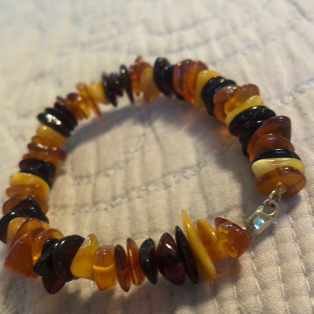 Beaded Amber bracelet 10k